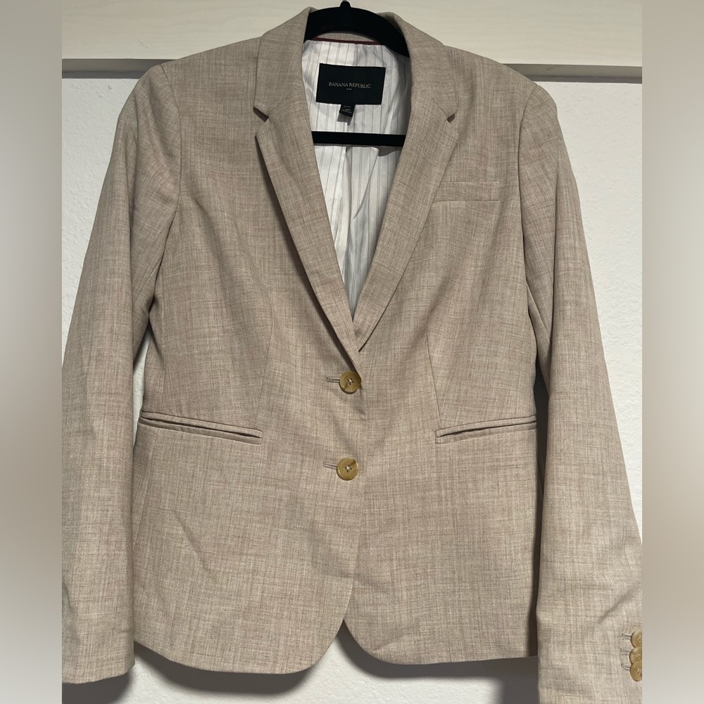 Banana Republic Blazer - Picture 2 of 9